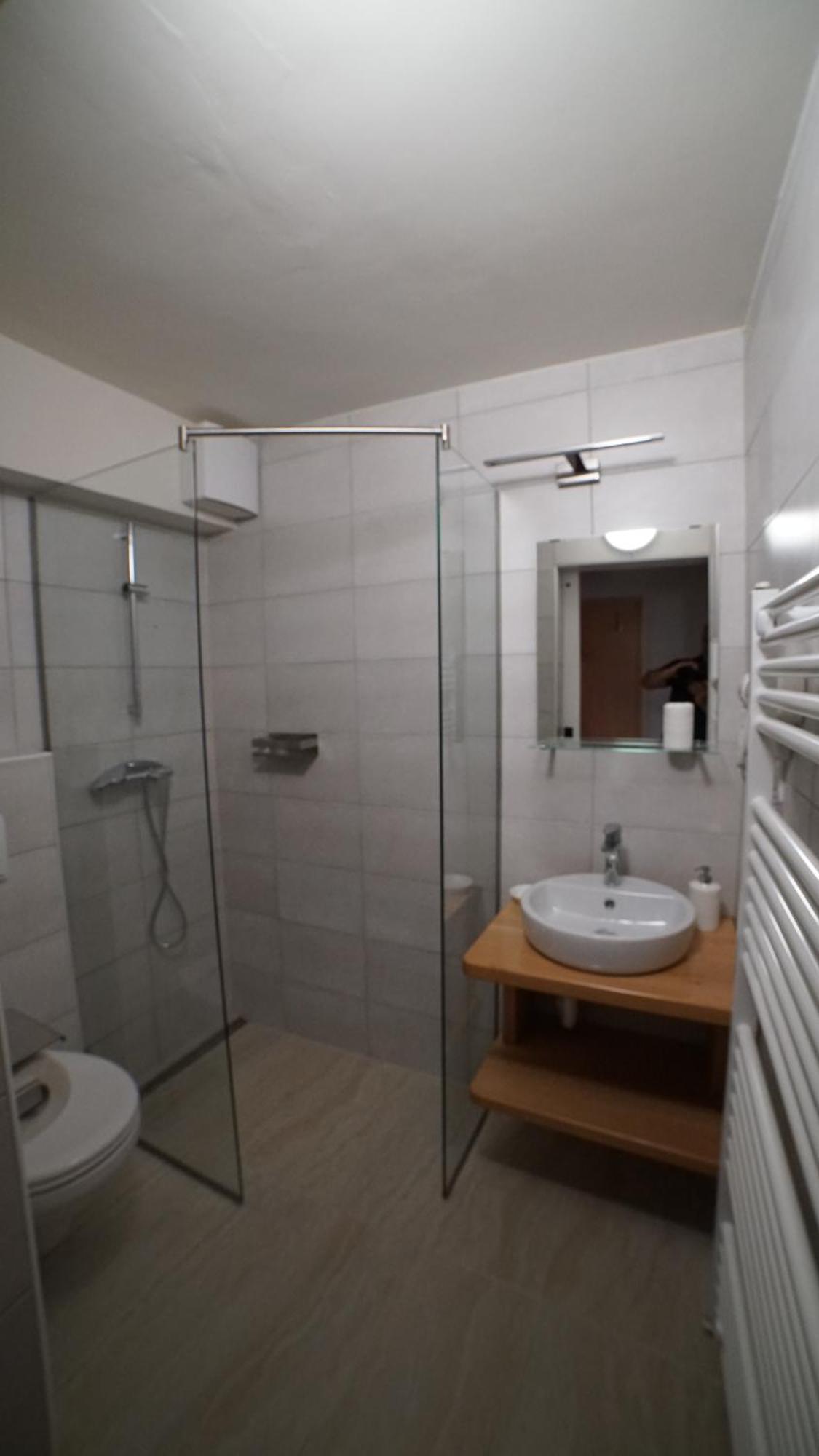 Sobe Prostija Apartment พทุย ภายนอก รูปภาพ